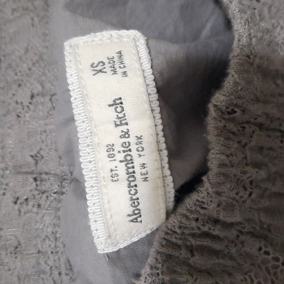 Gray Lace Overlay Skirt (XS) - Picture 5 of 6